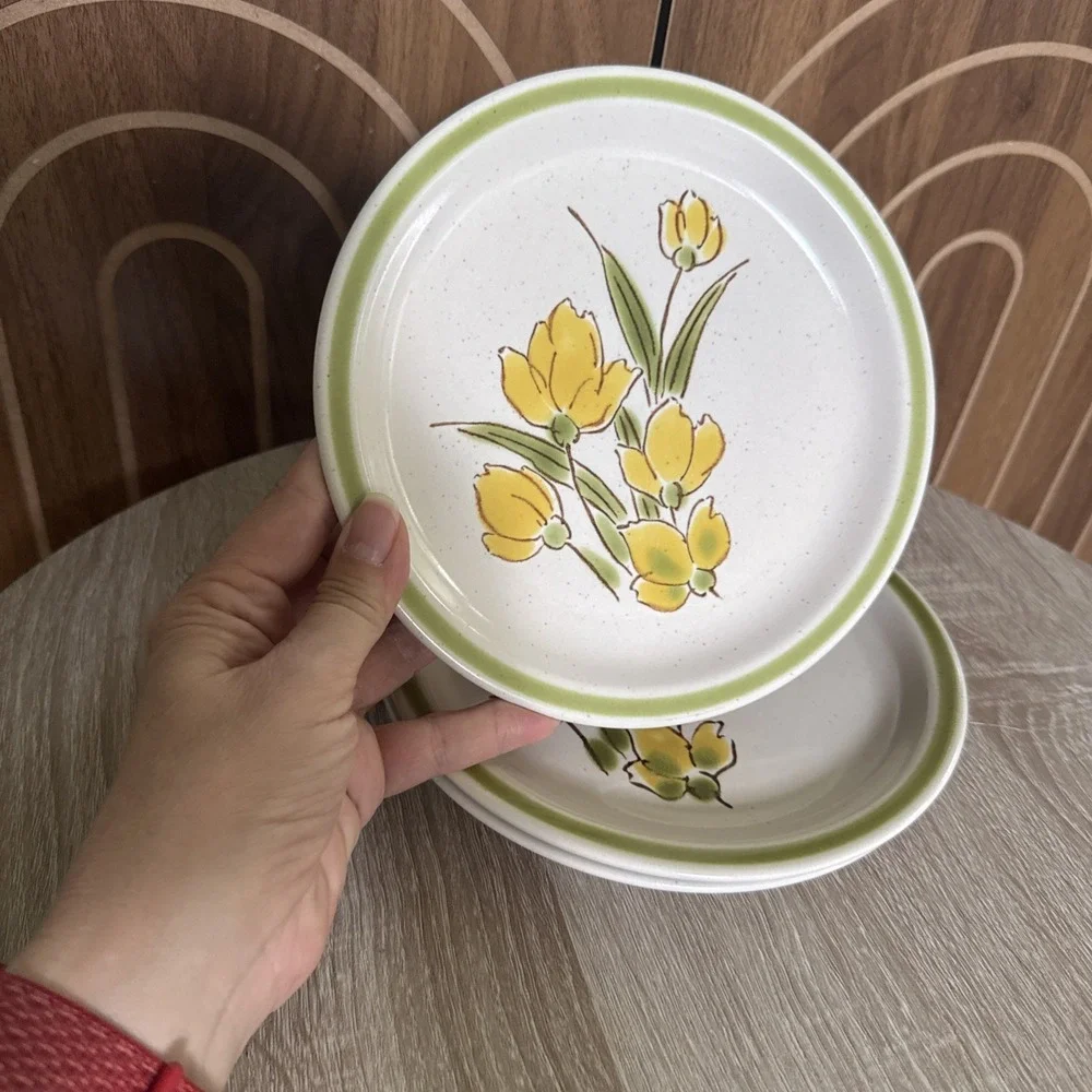 Vintage Stonybrook Stoneware 7 5/8